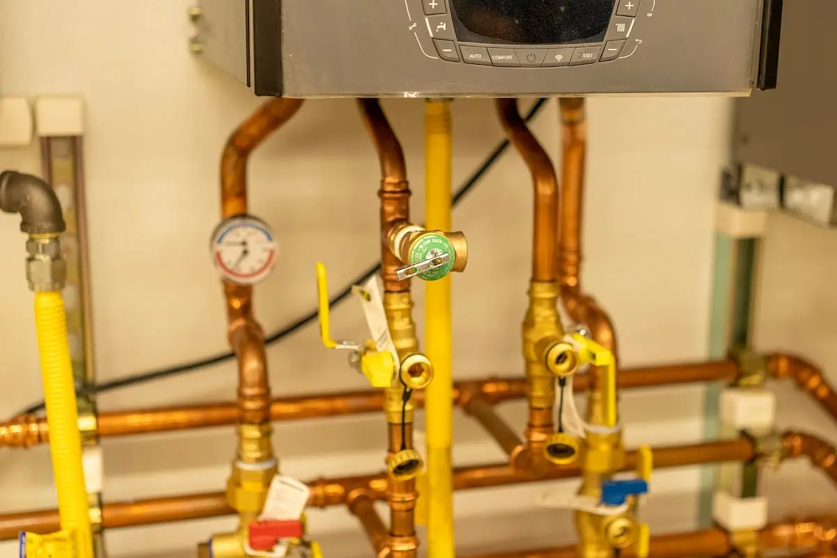 Licensed technician providing Slab Leak Repair for a homeowner in East Moline